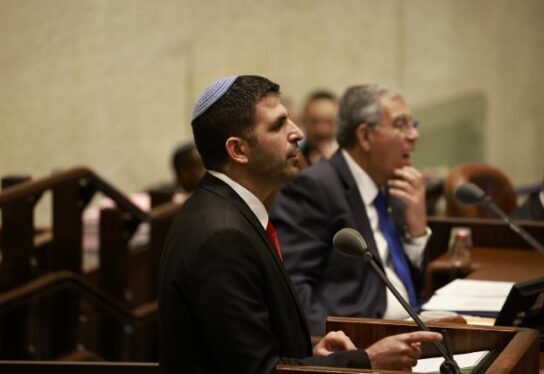 מצפן: הפרטת תאגיד השידור הציבורי